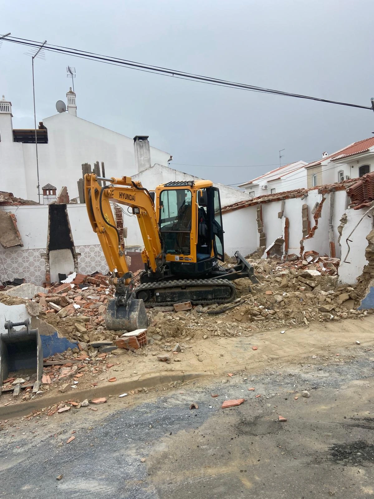 Demolição e construção no Algarve