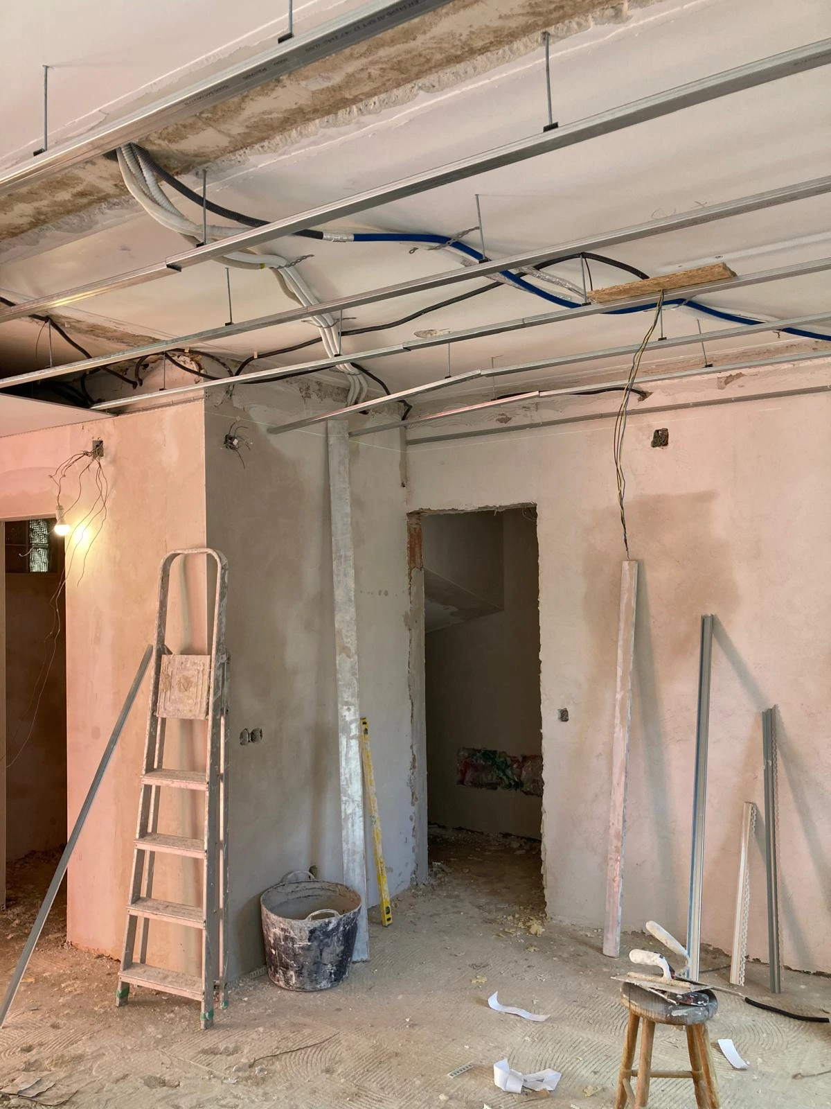 Remodelação de casa familiar em Tunes, Algarve